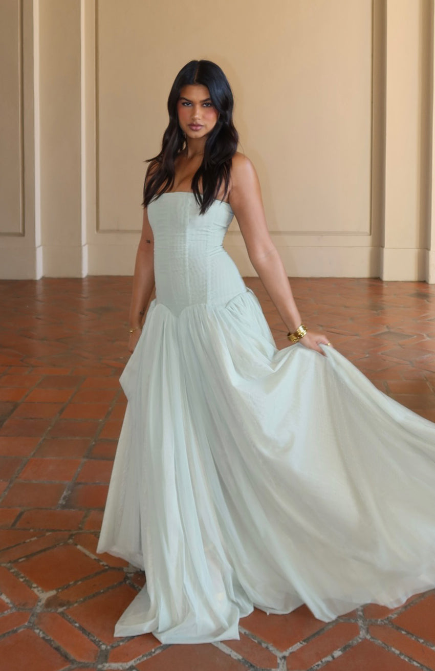 Magic Muse Maxi Dress